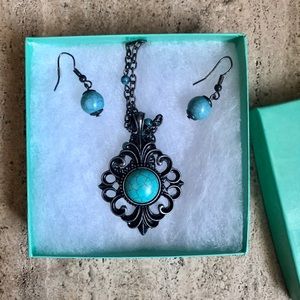 Turquoise Necklace & Earring Set